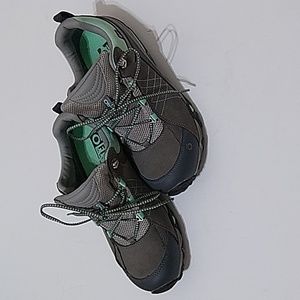 Oboz Women's Sapphire Low B-Dry Hiking Shoes